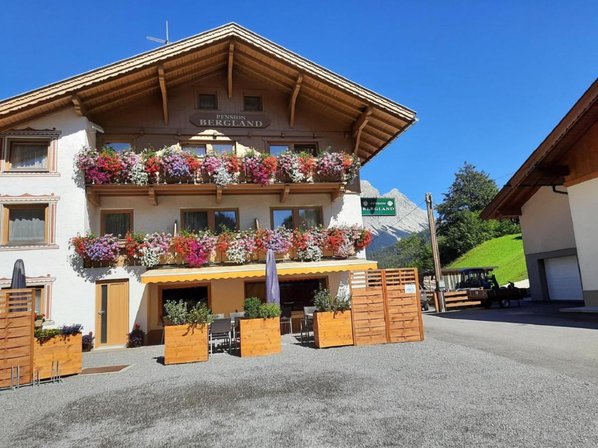 Pension Appartementhaus Bergland Biberwier Bagian luar foto